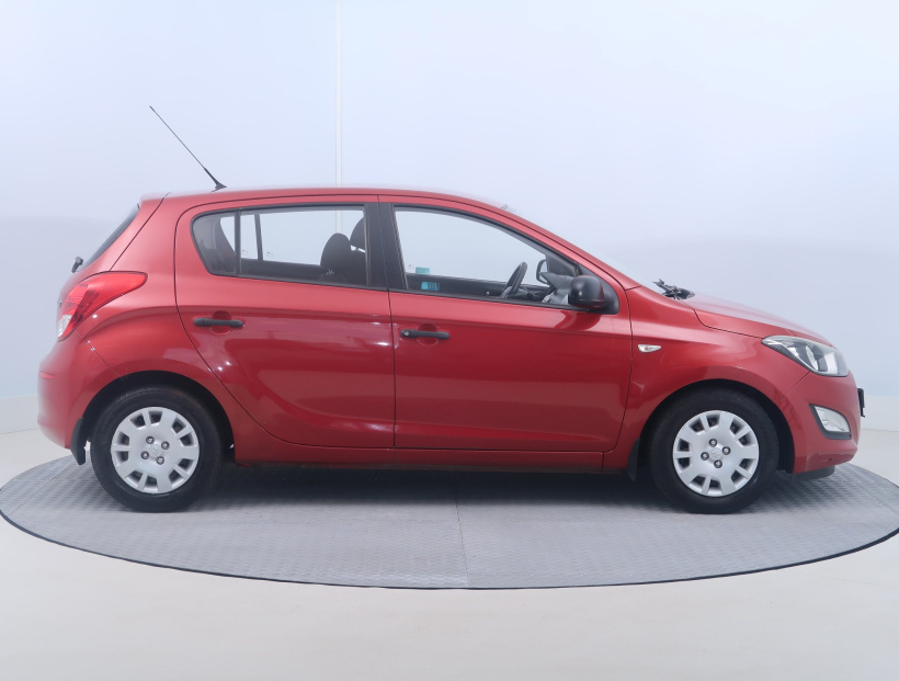 Hyundai i20, 2012