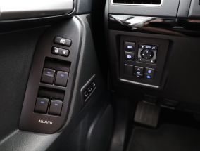Toyota Land Cruiser - 2023