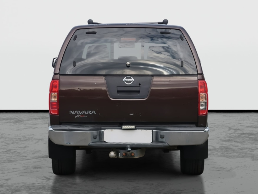 Nissan Navara, 2011