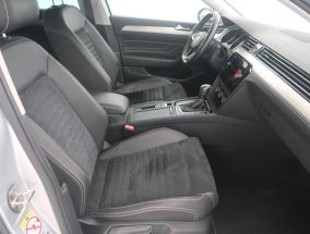 Volkswagen Passat - 2020