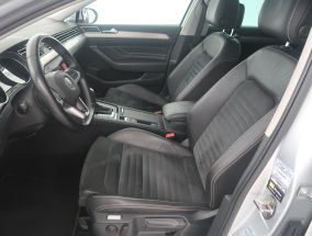 Volkswagen Passat - 2020