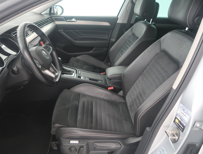 Volkswagen Passat, 2020