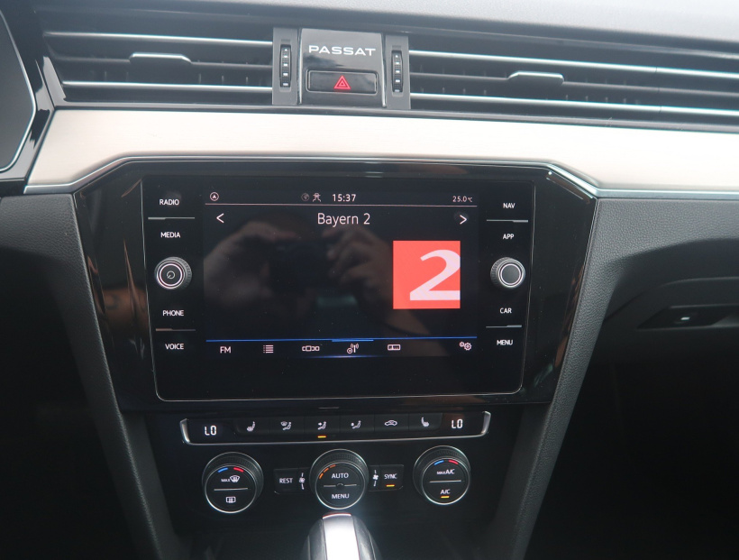 Volkswagen Passat, 2020