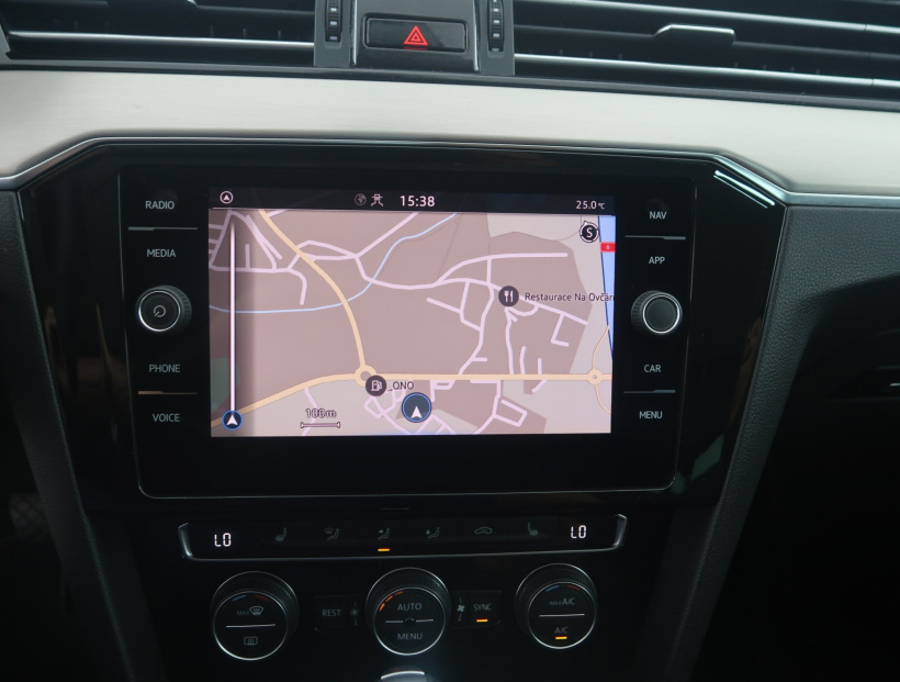 Volkswagen Passat, 2020