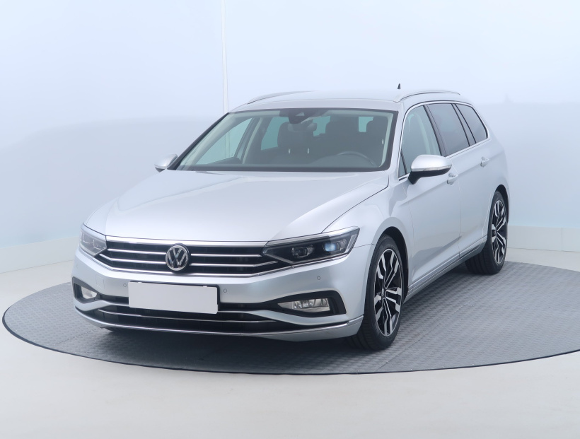 Volkswagen Passat, 2020