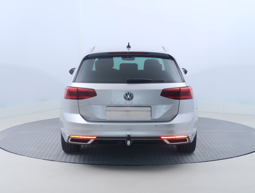 Volkswagen Passat, 2020