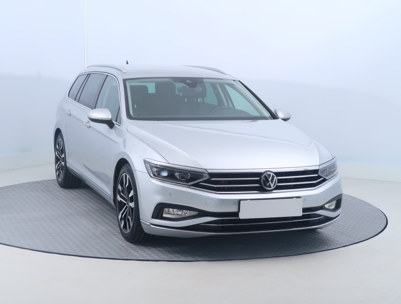 Volkswagen Passat, 2020