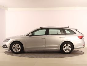 Škoda Octavia - 2023
