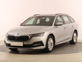 Škoda Octavia - 2023