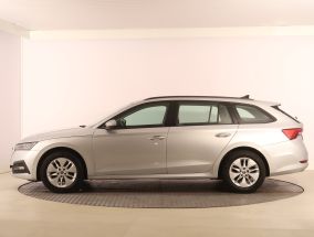 Škoda Octavia - 2023