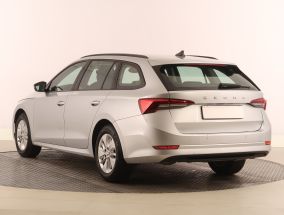 Škoda Octavia - 2023