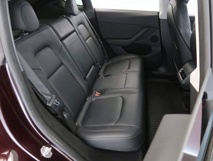 Tesla Model Y, 2023