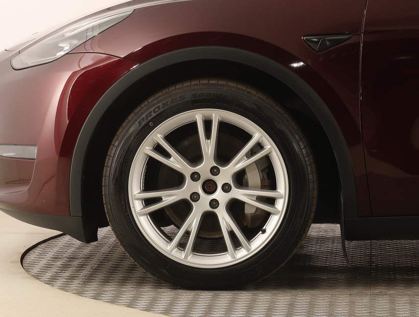 Tesla Model Y, 2023