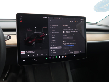 Tesla Model Y - 2023