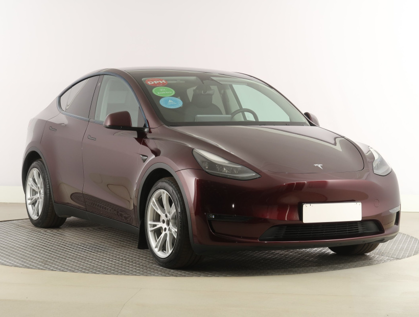 Tesla Model Y, 2023