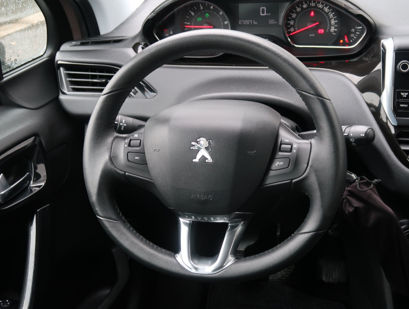 Peugeot 208, 2014