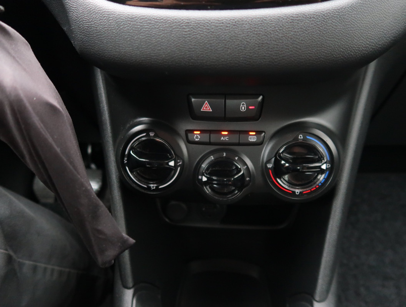 Peugeot 208, 2014