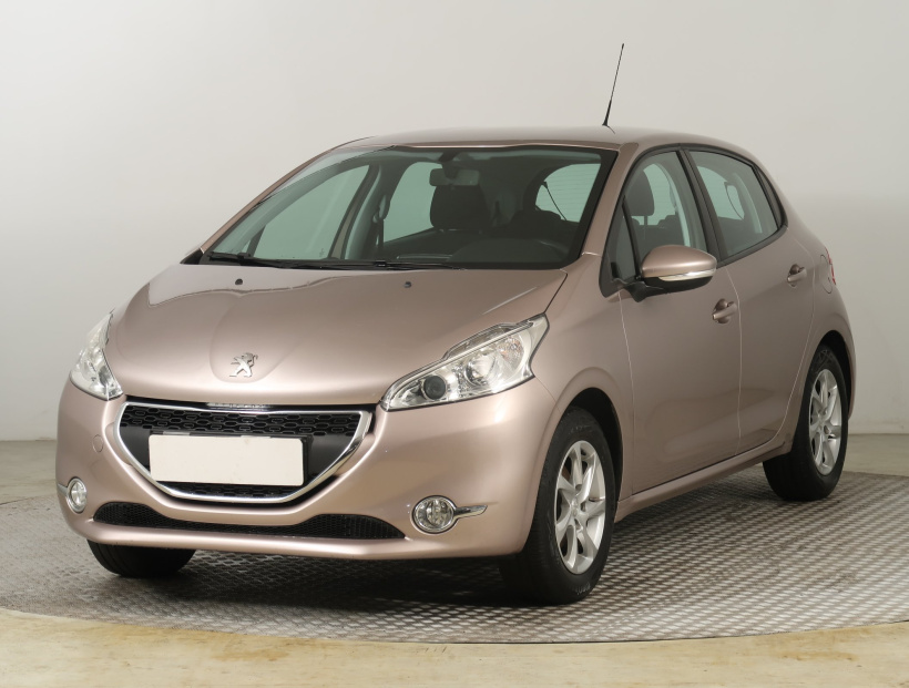 Peugeot 208, 2014