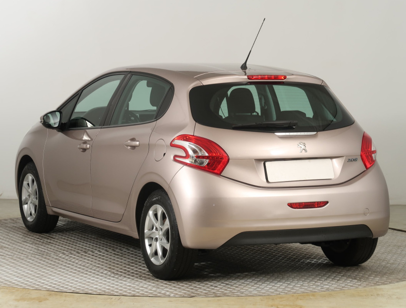 Peugeot 208, 2014