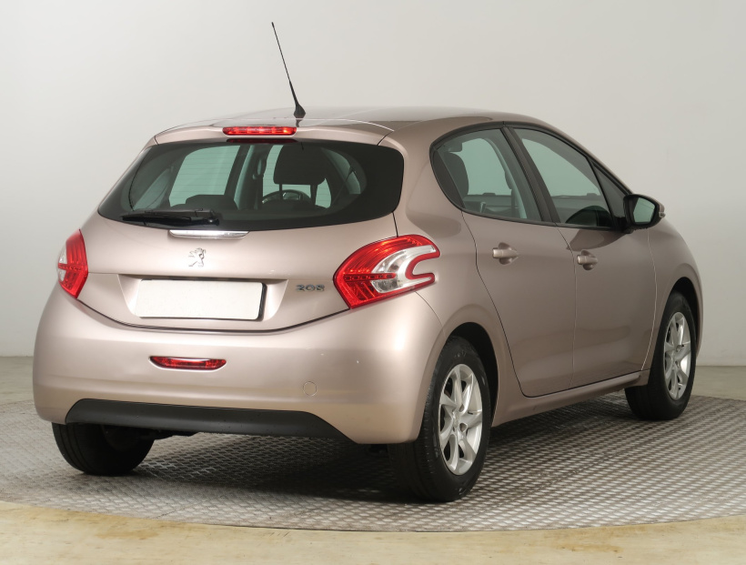 Peugeot 208, 2014