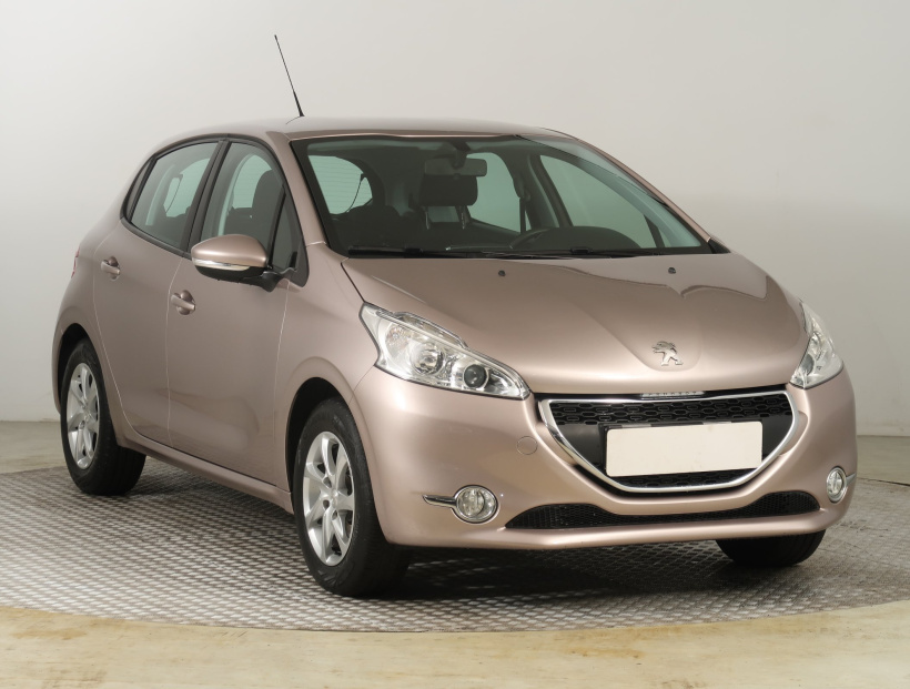 Peugeot 208, 2014