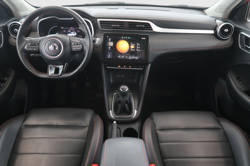 MG ZS SUV, 2024