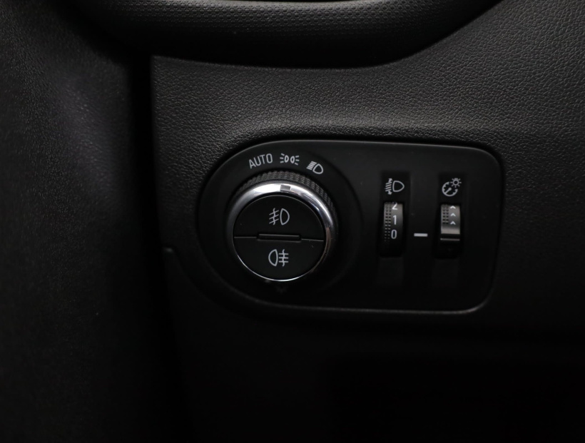 Opel Crossland, 2017