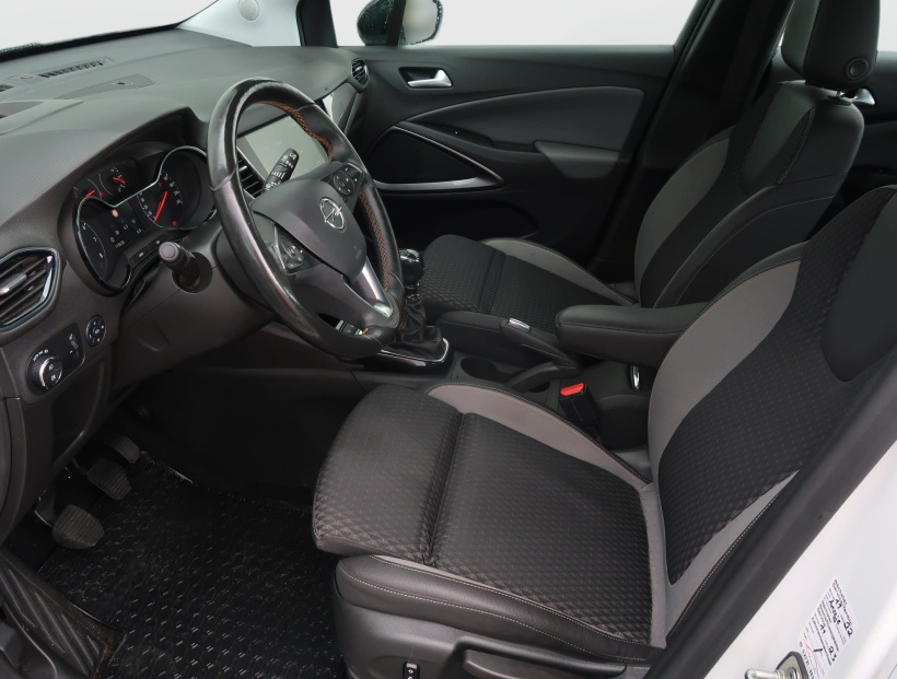 Opel Crossland, 2017
