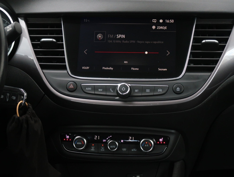 Opel Crossland, 2017