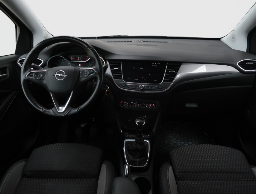 Opel Crossland, 2017