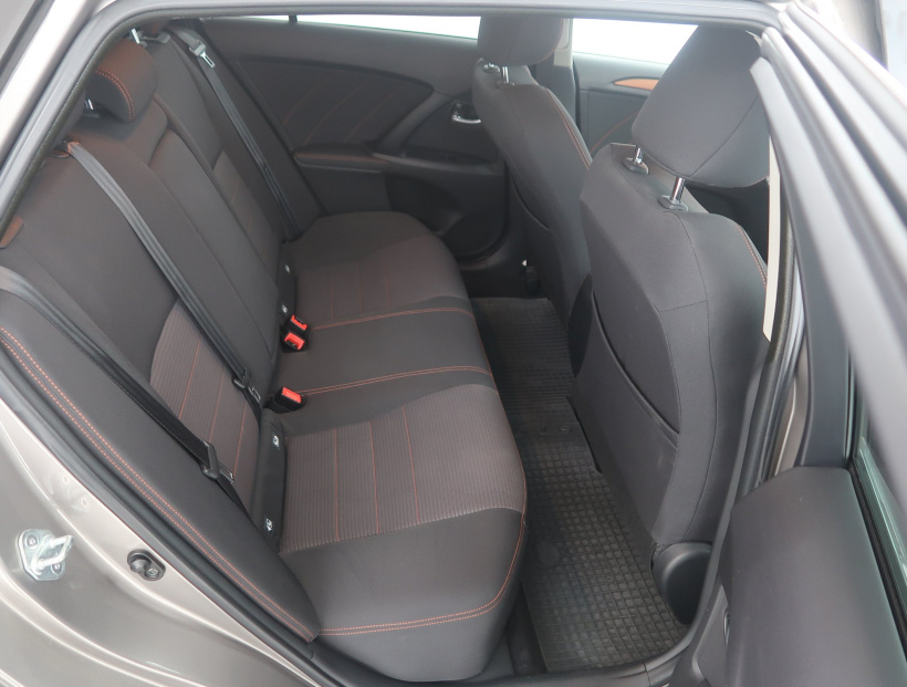 Toyota Avensis, 2016