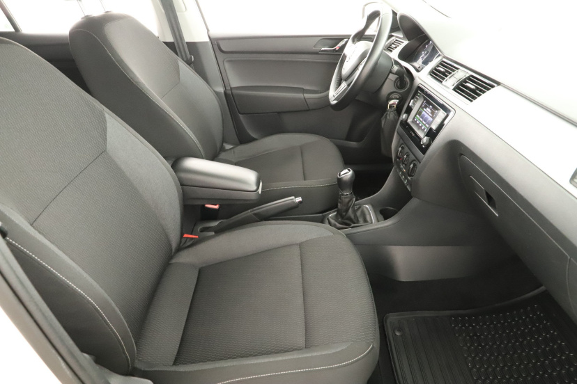 Škoda Rapid Spaceback, 2016