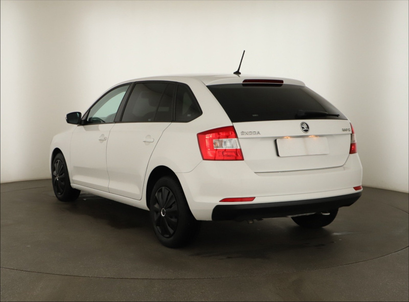 Škoda Rapid Spaceback, 2016