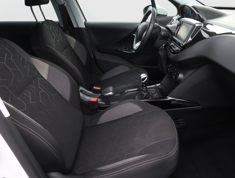 Peugeot 2008, 2019