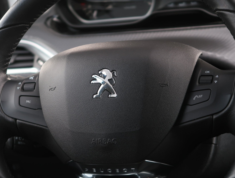 Peugeot 2008, 2019