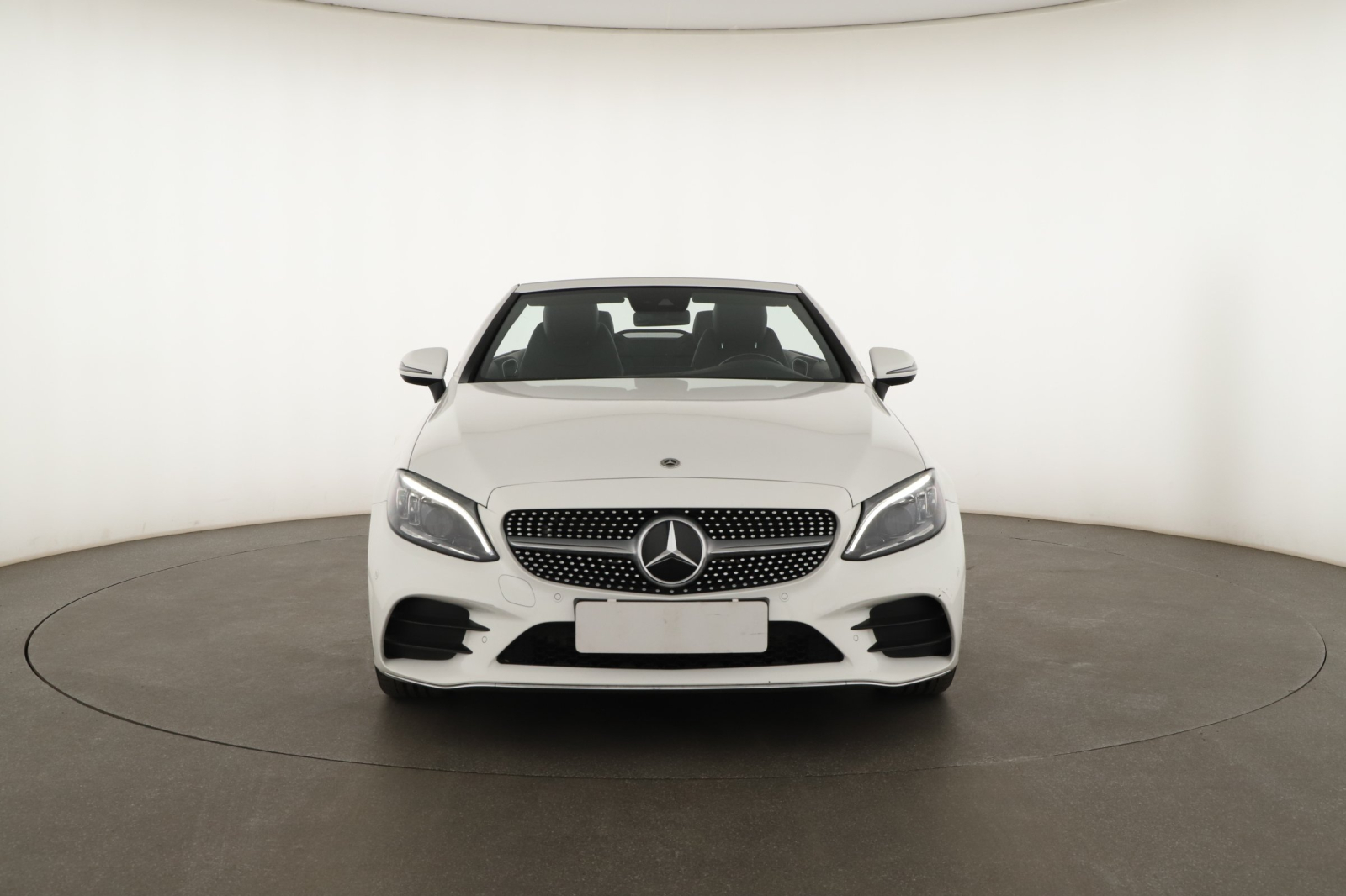 Mercedes-Benz C - 2023