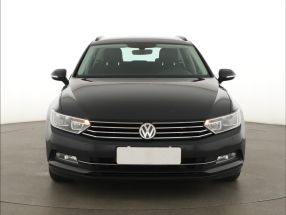 Volkswagen Passat - 2015