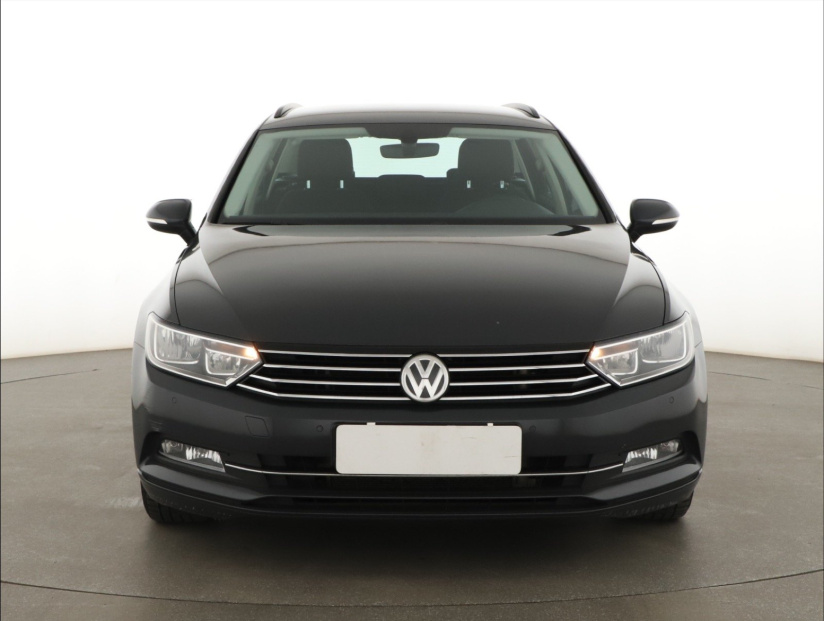 Volkswagen Passat, 2015