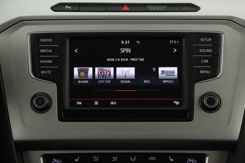 Volkswagen Passat, 2015