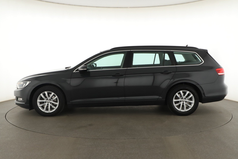 Volkswagen Passat, 2015
