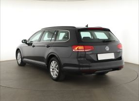 Volkswagen Passat - 2015