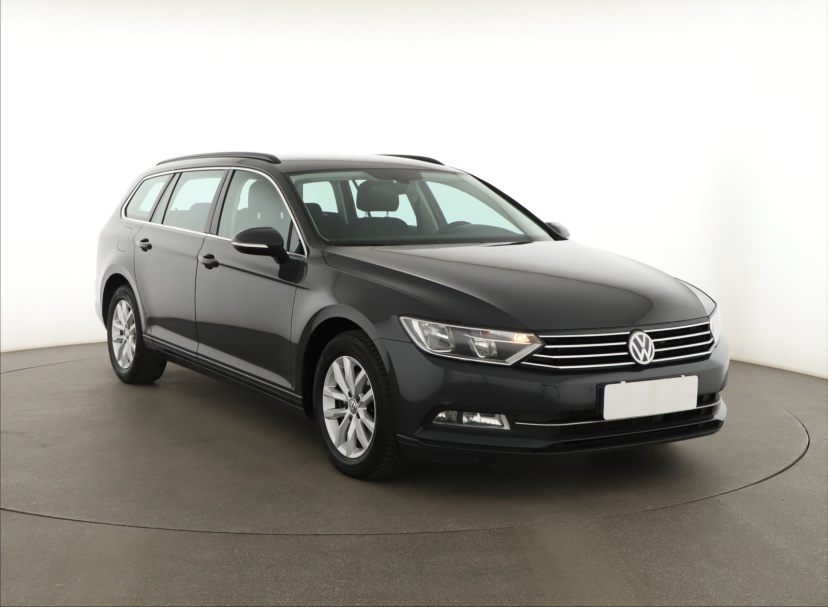 Volkswagen Passat, 2015