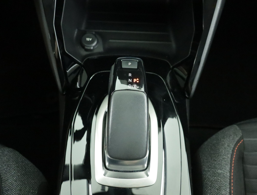Peugeot e-208, 2021