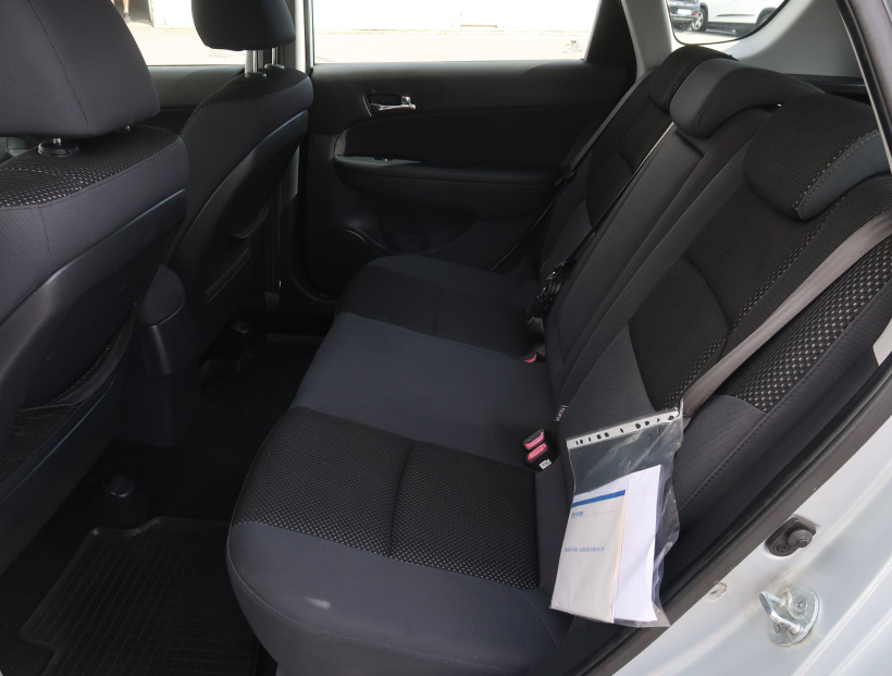 Hyundai i30, 2010