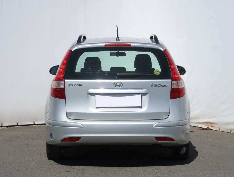 Hyundai i30, 2010