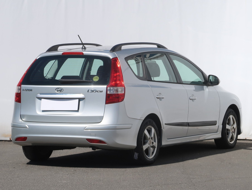 Hyundai i30, 2010