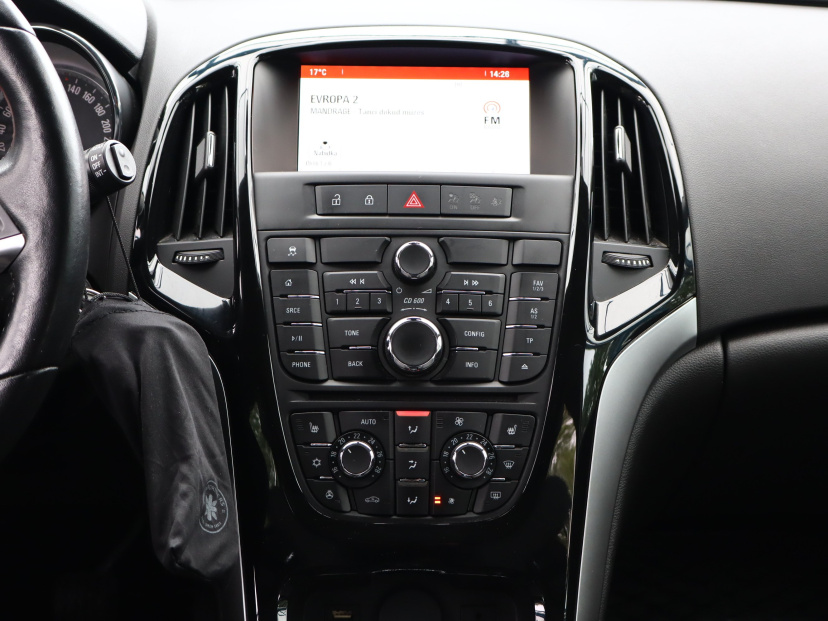 Opel Astra, 2015