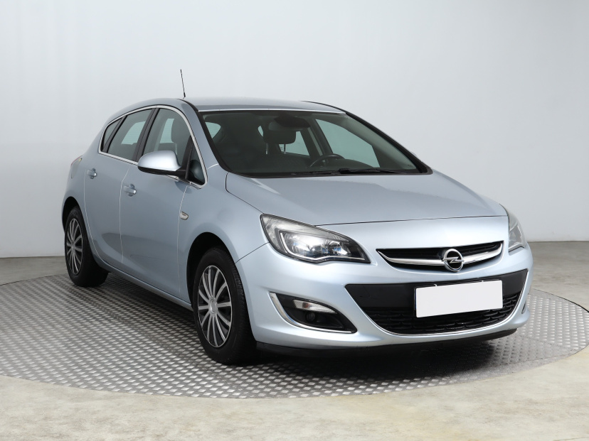 Opel Astra, 2015