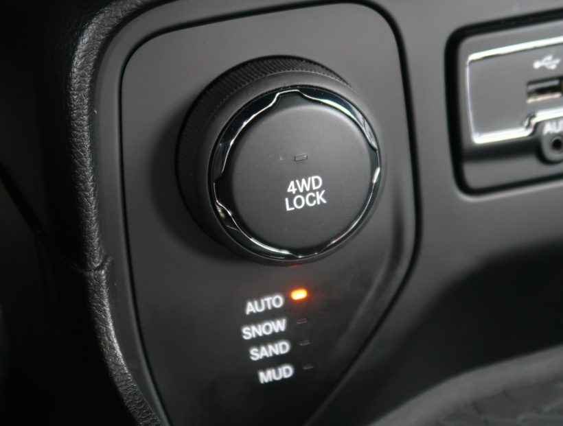 Jeep Renegade, 2016