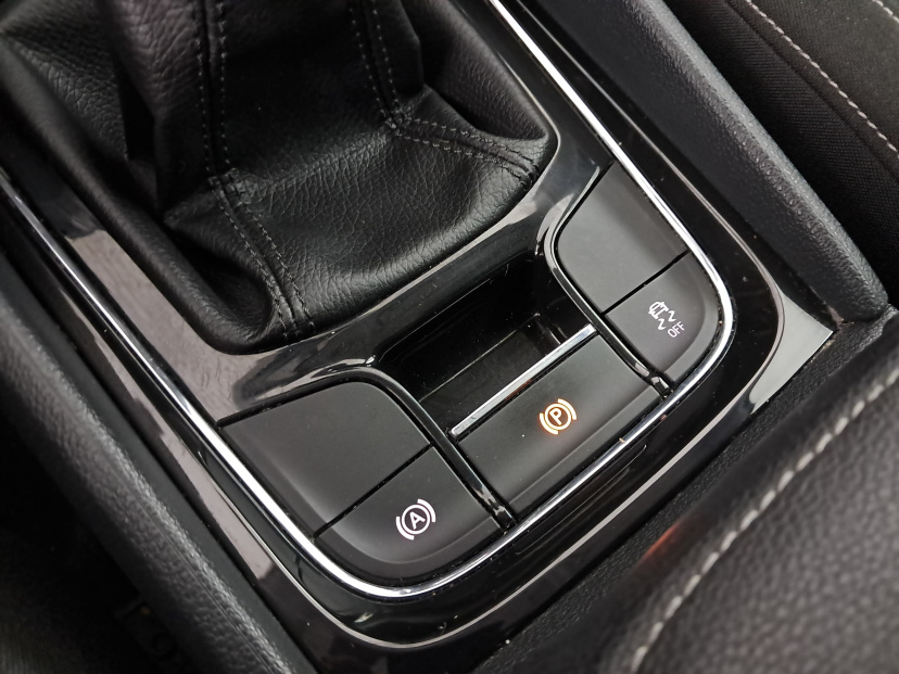 Škoda Karoq, 2018